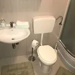 Dora Apartment *