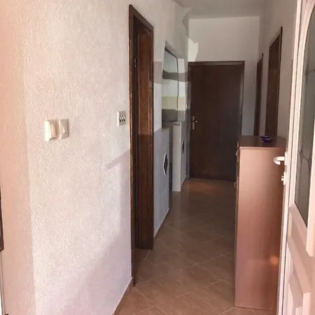 Dora Apartmán Vodice