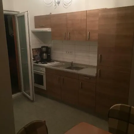 Dora Apartamento